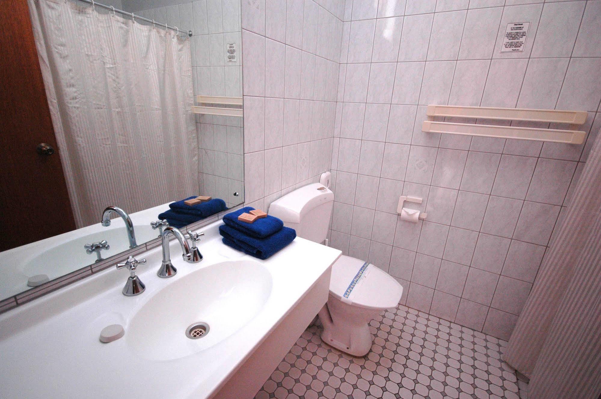Burra Motor Inn Room photo